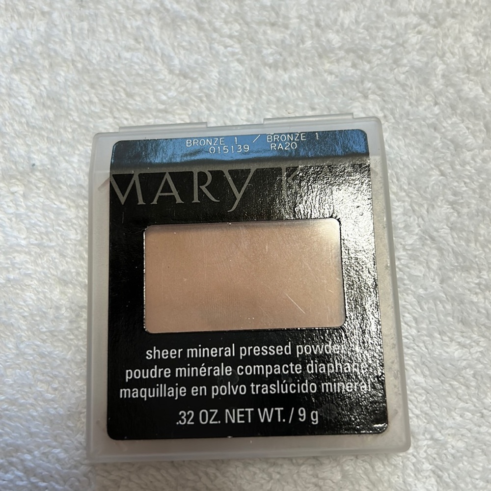 Endless performance crème to powder foundation